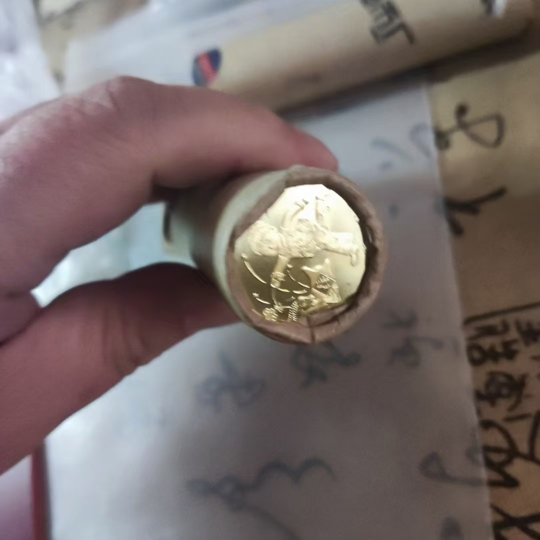 dvubb 图片点击可在新窗口打开查看