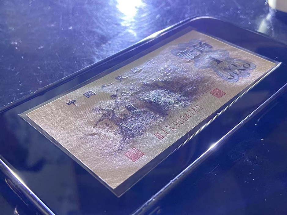 dvubb 图片点击可在新窗口打开查看