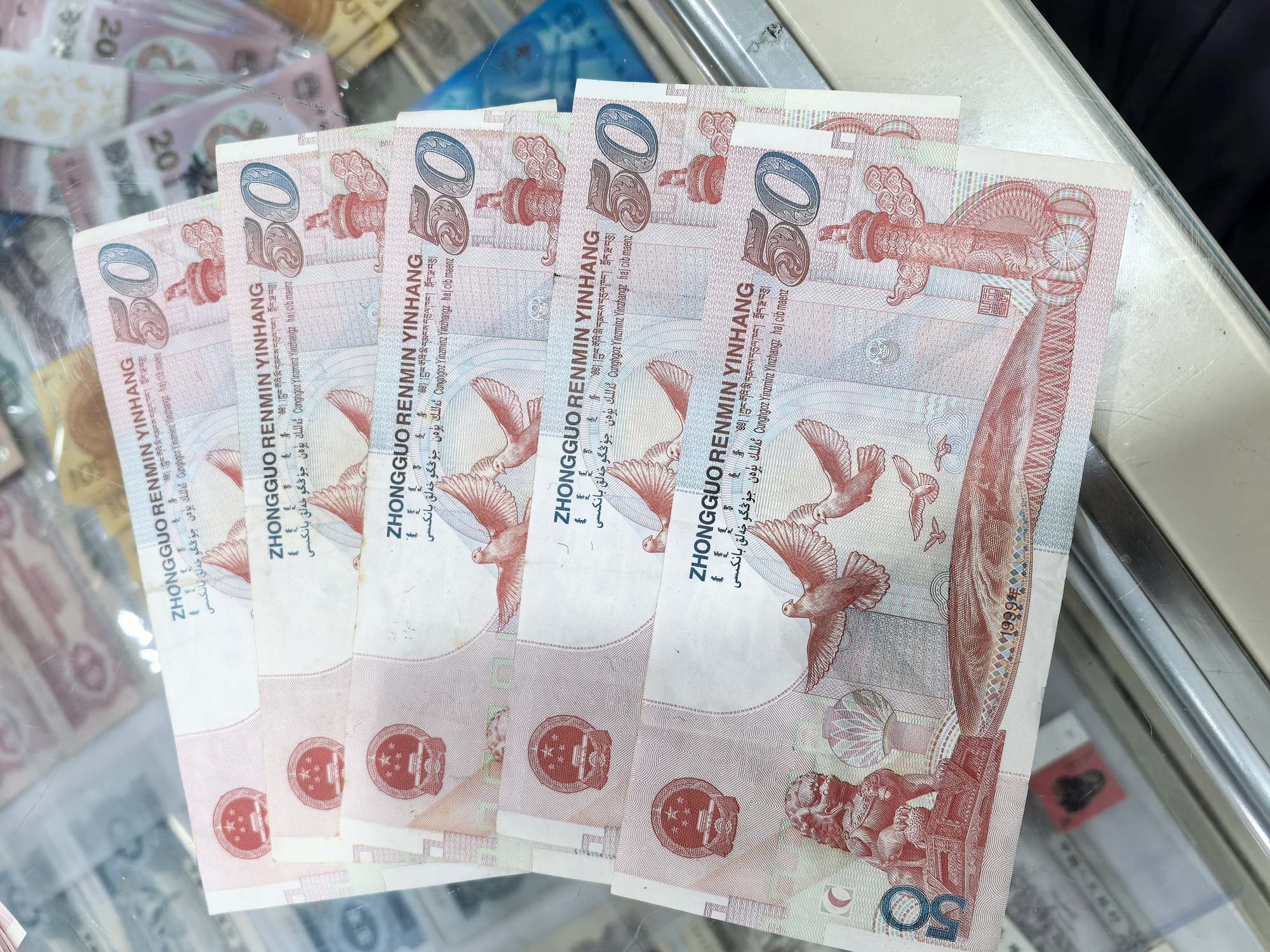 dvubb 图片点击可在新窗口打开查看