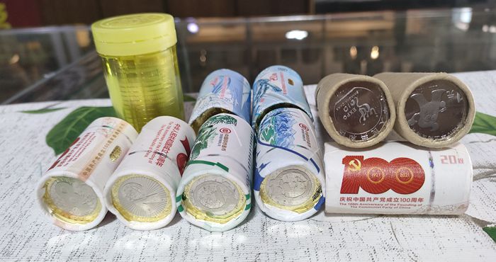 dvubb 图片点击可在新窗口打开查看