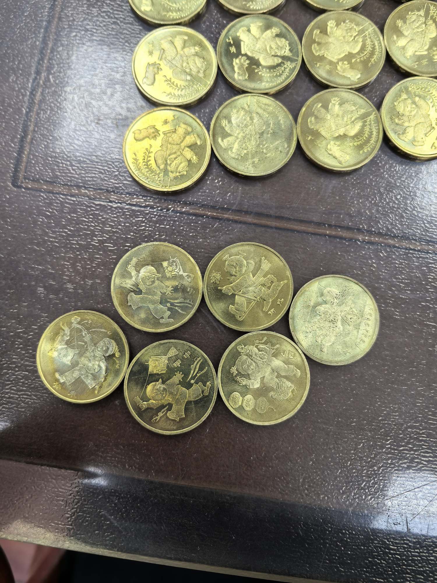 dvubb 图片点击可在新窗口打开查看