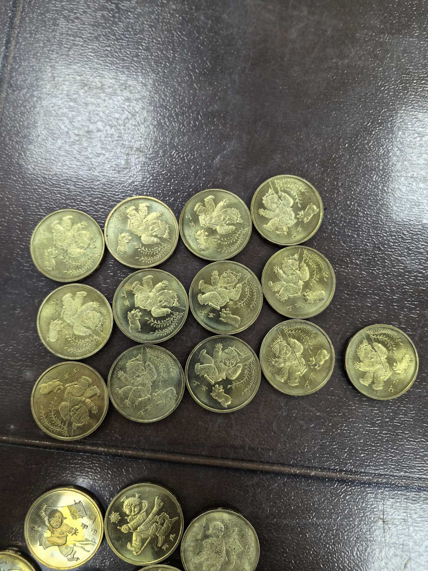 dvubb 图片点击可在新窗口打开查看