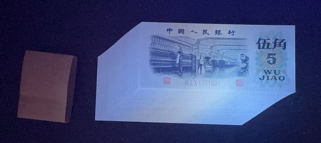 dvubb 图片点击可在新窗口打开查看