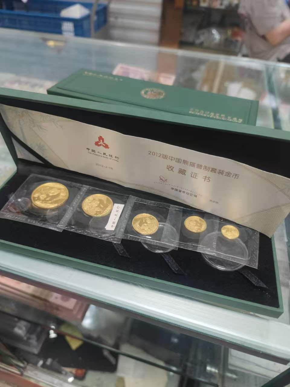 dvubb 图片点击可在新窗口打开查看