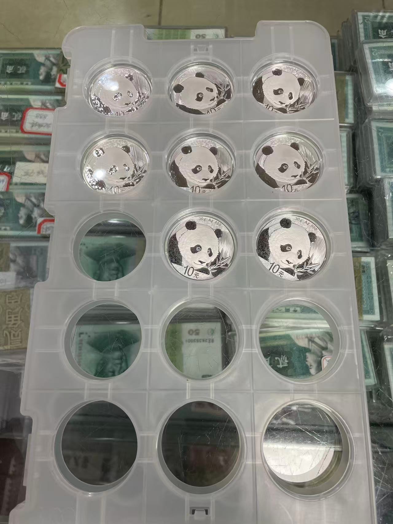 dvubb 图片点击可在新窗口打开查看